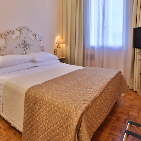 Hotell Biasutti Venedig-Lido